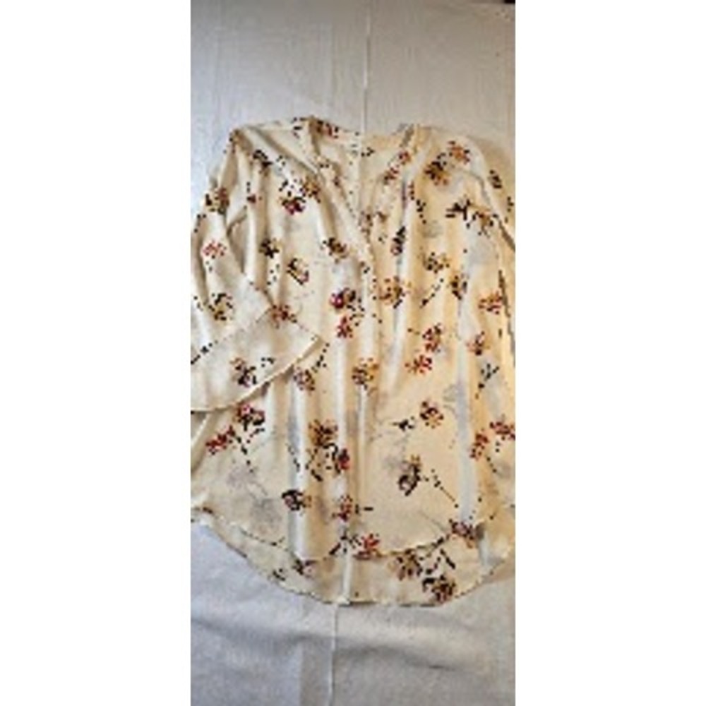 Maurices Floral Bell Sleeve Blouse Cream Pink Yellow Size Small
